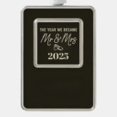 2025年の私たちの年パーソナライズされた シルバープレートフレームオーナメント (正面)