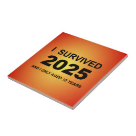 2025年を生き延びた タイル