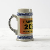 2025年を生き延びた ビールジョッキ (左)