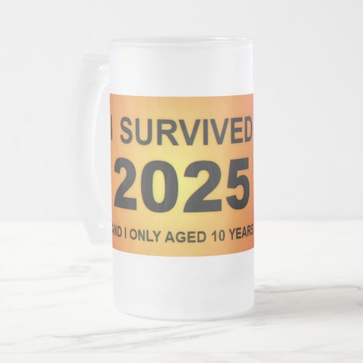 2025年を生き延びた  フロストグラスビールジョッキ (正面左)