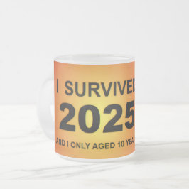2025年を生き延びた フロストグラスマグカップ