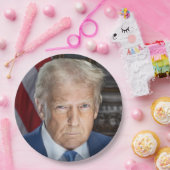 2025年アメリカ大統領ドナルド・トランプの写真 ペーパープレート (パーティー)