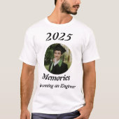 2025年エンジニアの思い出写真 Tシャツ (正面)