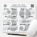 2025年カレンダー事業ロゴQRコードブラックモダン マウスパッド<br><div class="desc">2025年カレンダー事業ロゴ、QRコードブラックモダンマーク | グレーのミニマリストマウスパッド。すべての文字は、自分の詳細で簡単かつ迅速にパーソナライズするために事前に配置されている。皆さん、おめでとう新年！その他の多くのカードデザインについては、以下をご覧ください： (ビジネスホリデーカード) https://www.zazzle.com/collections/119095696689680604 （ビジネス磁気カード） https://www.zazzle.com/collections/119197630236906623</div>