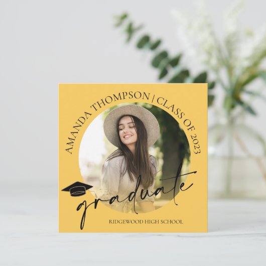 2025年クラスの黄色い写真卒業発表 招待状 (スタンド正面)