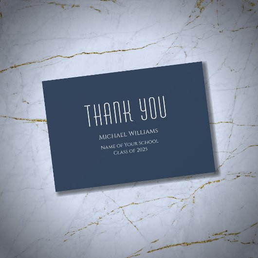 2025年クラス卒業ミニマルなネイビーブルー サンキューカード