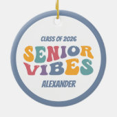 2025年グラッドクリスマスのシニアVibesクラス セラミックオーナメント (裏面)