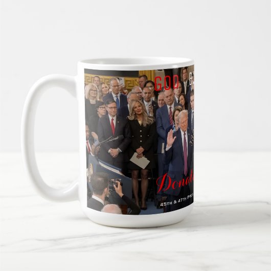 2025年ドナルド・トランプが就任の宣誓を果たす コーヒーマグカップ (左)