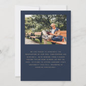 2025年フォトアーチクラシックネイビーブルー金ゴールド卒業 案内状 (裏面)