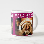 2025年フォトコラージュ紫ハッピーニューイヤー ジャンボコーヒーマグカップ (正面右)