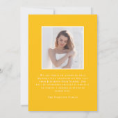 2025年モダンクラス黄色2写真卒業 案内状 (裏面)