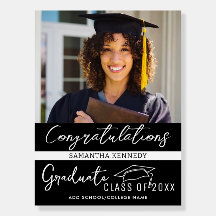 2025年モダングラッドキャップフォトの白黒クラス