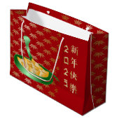 2025年中国のの新年おめでとう金 ラージペーパーバッグ (正面アングル)