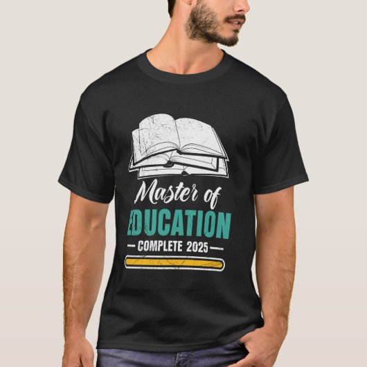 2025年修了式 楽しい先生 教育学修士 Tシャツ (正面)