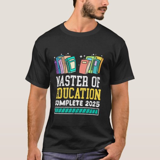 2025年修了式 楽しい先生 教育学修士 Tシャツ (正面)