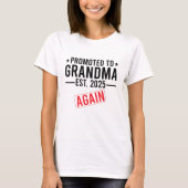 2025年再びおばあちゃんに昇格 Tシャツ (正面)
