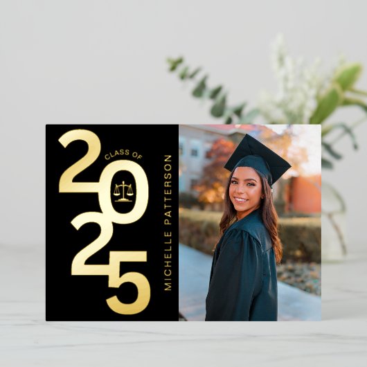 2025年写真法科卒業 箔招待状 (立ち正面)