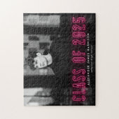 2025年卒業写真のホットピンクネオンクラス ジグソーパズル (縦)