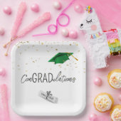 2025年卒業金ゴールド紙吹雪とグリーンキャップ ペーパープレート (パーティー)