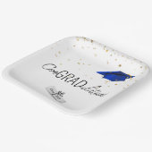 2025年卒業金ゴールド紙吹雪とブルーキャップ ペーパープレート (傾斜あり)