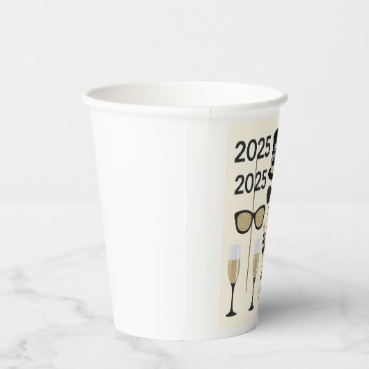 2025年大晦日 紙コップ (右)