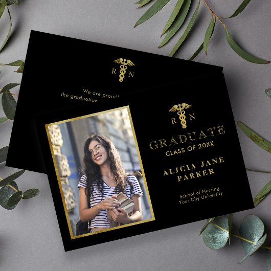 2025年看護学校卒業金ゴールドエレガント写真 案内状