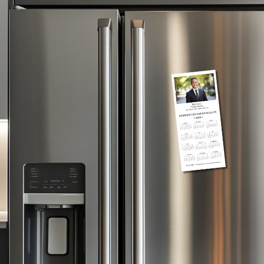 2025年磁気カ企業のレンダー – 垂直ホワイト