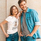 2025年誇りを持った卒業アーチフォトのガールフレンド Tシャツ