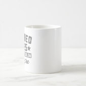 2025年退職 問題はもう私のじゃない 男性 女性 コーヒーマグカップ (中央)