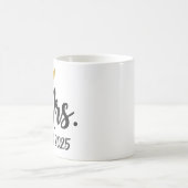 「2025年頃 Mrs.」ゴールドハート ブライドトゥビー マグ (中央)