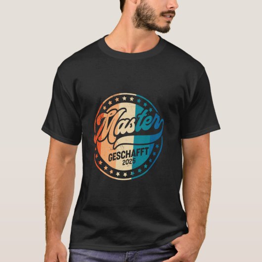 2025年 おもしろ 修士号 取得 Funny Master's Degree 2025 Tシャツ (正面)