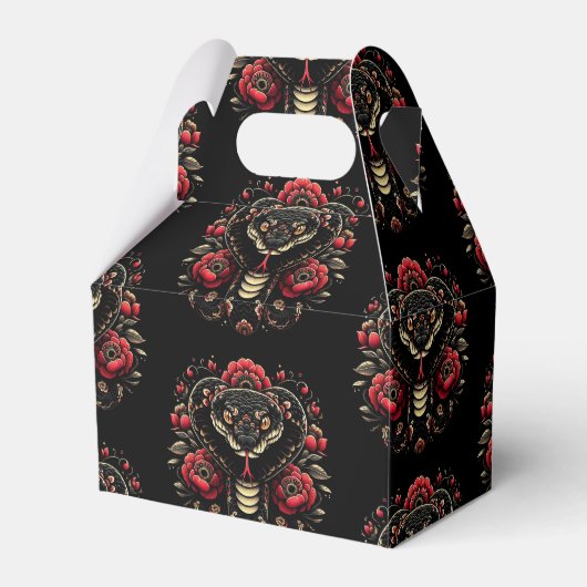 2025年：知恵、変容 フェイバーボックス (正面サイド)