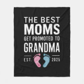 2025最高の年にモムが祖母に昇進 フリースブランケット (正面)