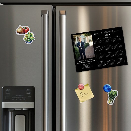 2025磁気企業の写真カレンダー – 黒