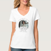 2025誇りを持った年の大学院の親 Tシャツ (正面)