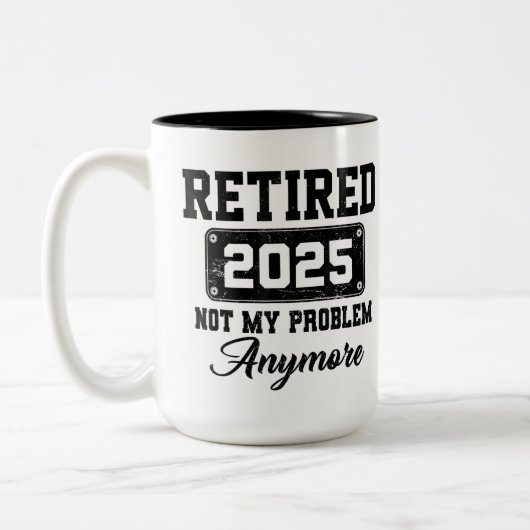 2025退職した年はもう私の問題ではない退職 ツートーンマグカップ (左)