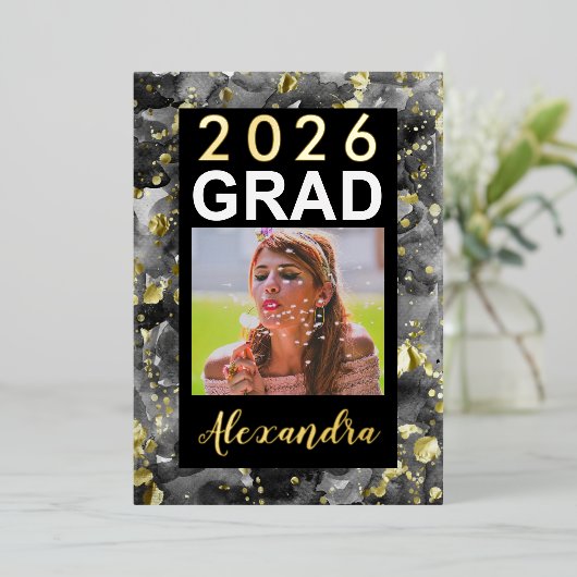 2025黒金ゴールド水彩画写真卒業 箔招待状 (立ち正面)