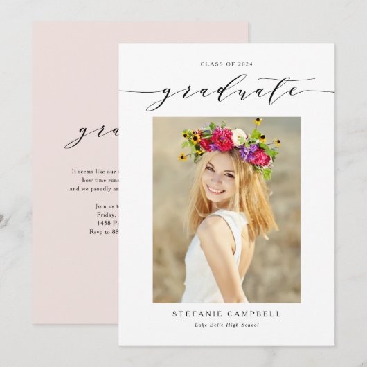 2025 黒の手書きスクリプト写真 卒業のお知らせ 案内状 (正面/裏面)