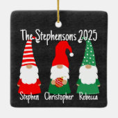 2025 Christmas Gnomes Cute Family 3 Kids Holiday  セラミックオーナメント (裏面)