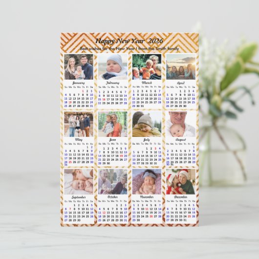 2026カレンダーモダン金ゴールド12ファミリーフォトコラージュ シーズンカード (スタンド正面)