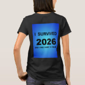 2026年を生き延びたぞ Tシャツ (裏面)