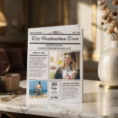 2026年卒業生のためのヴィンテージ新聞風卒業証書 招待状