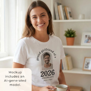 2026年卒業生の自慢の彼女 アーチフォト Tシャツ