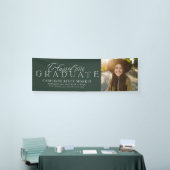 2026年度卒業生 緑の卒業写真 横断幕 (トレードショー)