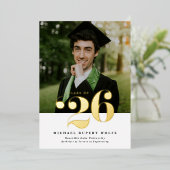 2026年度 タイポグラフィ写真 卒業式 ゴールド 箔招待状 (立ち正面)