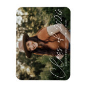 2026年度 現代的な白いスクリプトの卒業証 マグネット (縦)