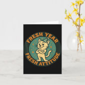 2026年新年面白い猫好きユーモアフレッシュな態度 カード (黄色い花)