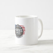 2026年看護師週間を祝う愛国的なヴィンテージ デザイン コーヒーマグカップ (正面右)