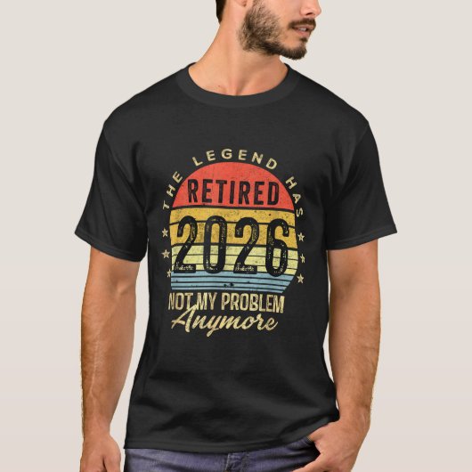2026年退職 問題はもう私のものではない 男性用退職記念 Tシャツ (正面)