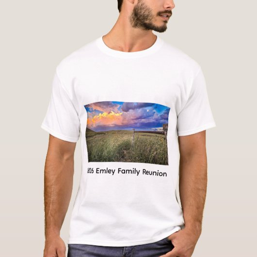 2026 エムリー家家族再会Tシャツ Tシャツ (正面)
